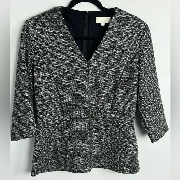Veronika Maine Gray Tweed Knit V-Neck top size Large - Picture 1 of 7